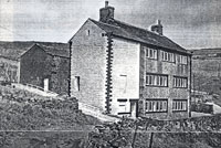 Photo24: The Rhodes family's Loomhouse.